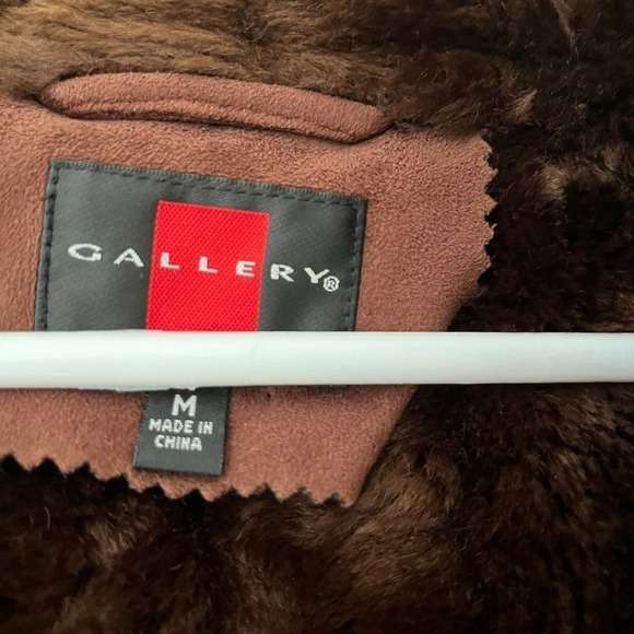 Gallery Long Brown Faux Fur Zip Up Hooded Coat Women's Size Medium - Picture 5 of 7